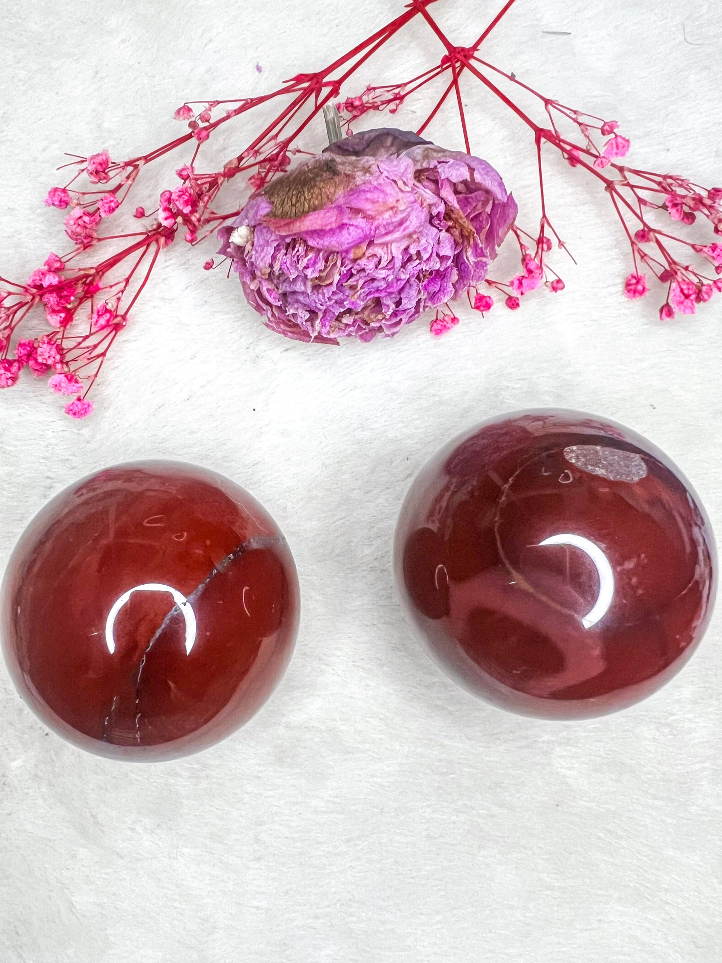 Mookaite Spheres