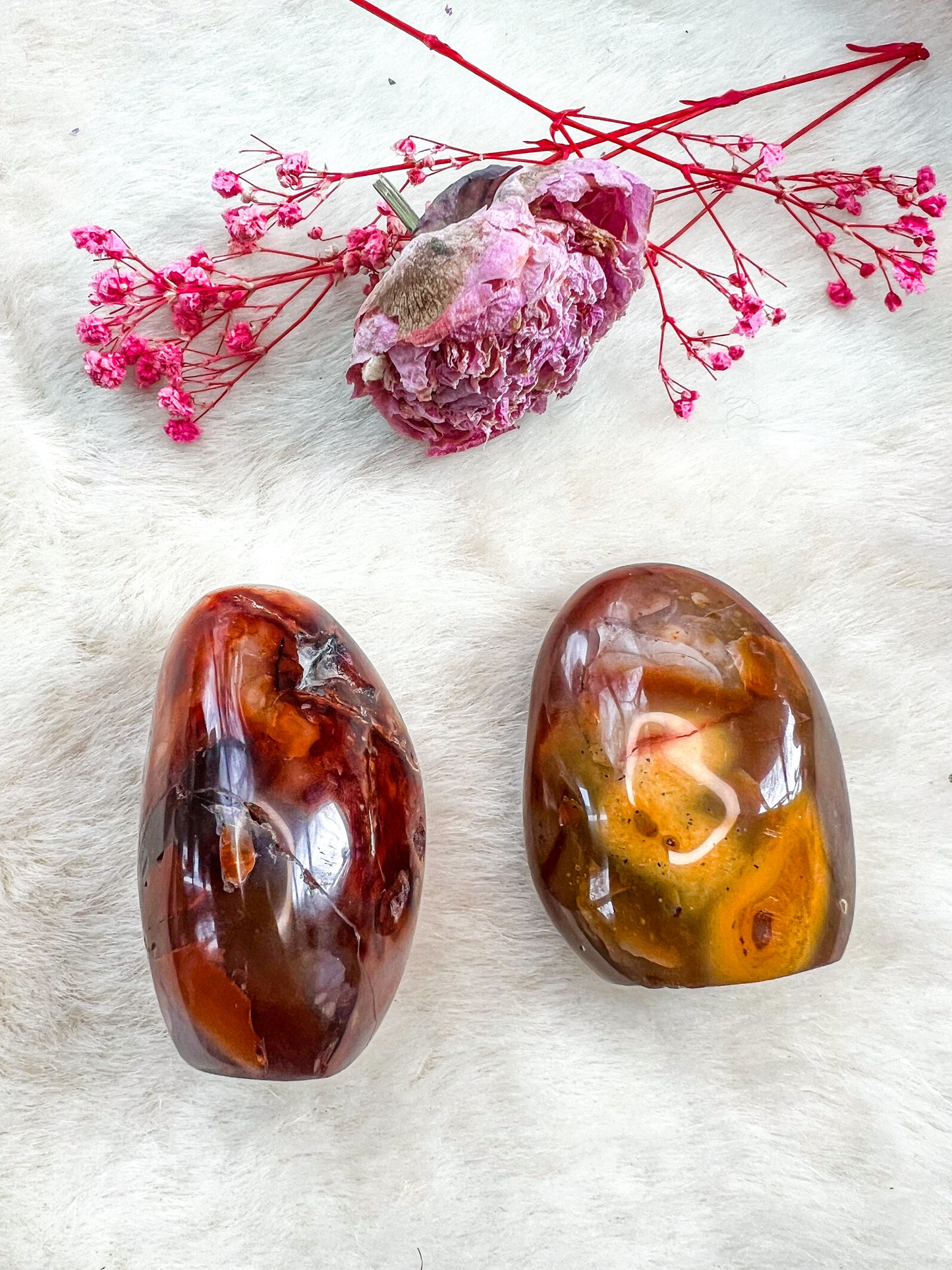 Carnelian Small Freeforms